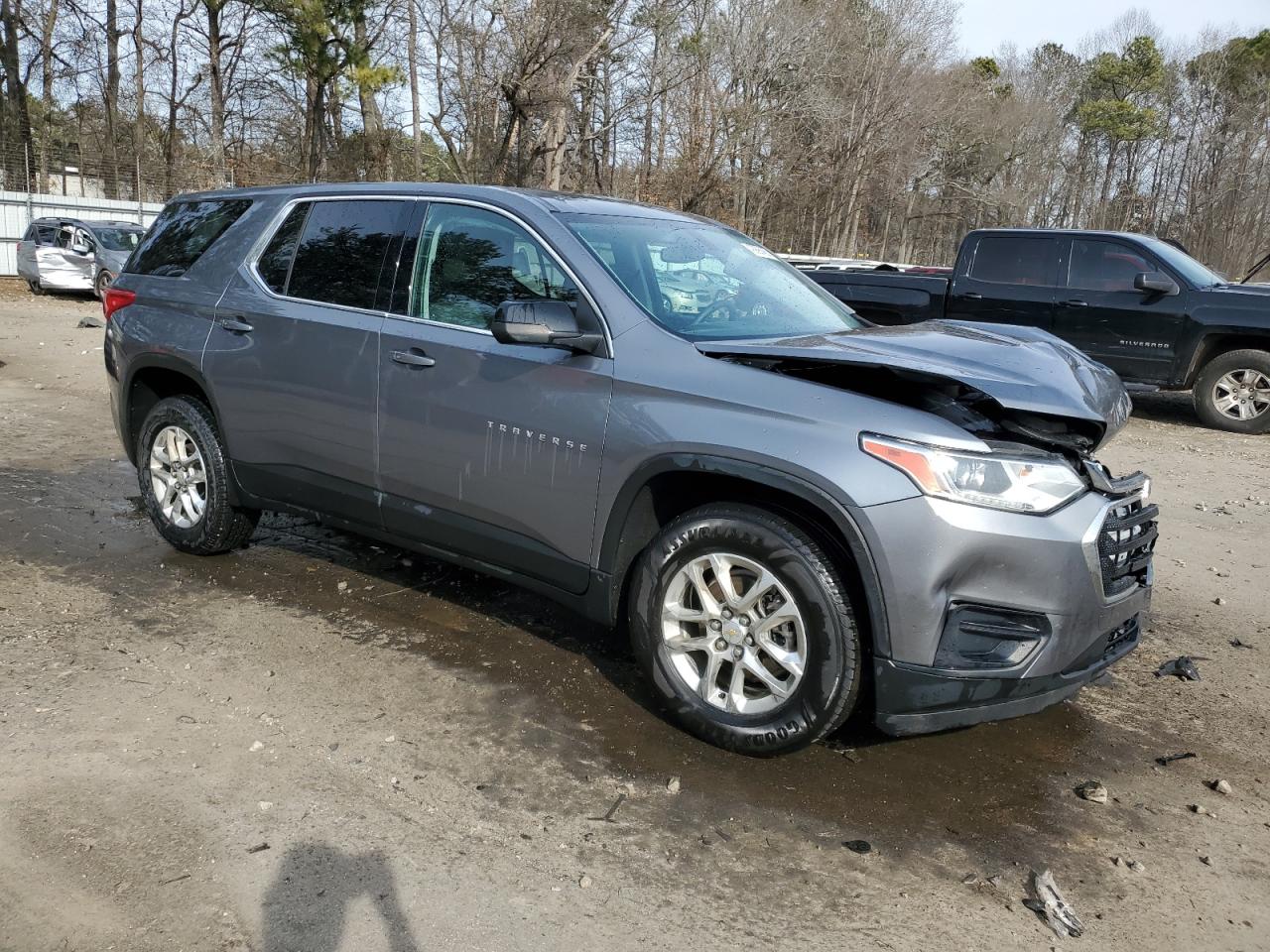 2021 Chevrolet Traverse VIN 1GNERFKW0MJ147135 Copart auction photo, front end / side damage thumbnail 4