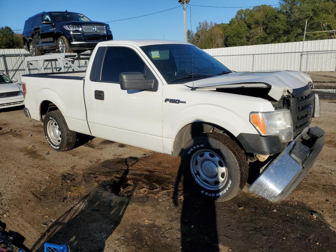 2012 Ford F-150 VIN 1FTMF1CF6CFB58835 Copart auction photo, front end damage thumbnail 4