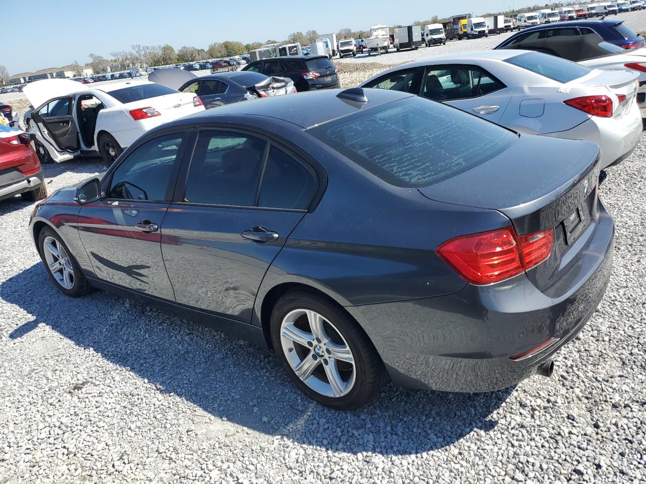 2015 BMW 3er VIN WBA3B1C55FP831883 Copart auction photo, normal wear damage thumbnail 2