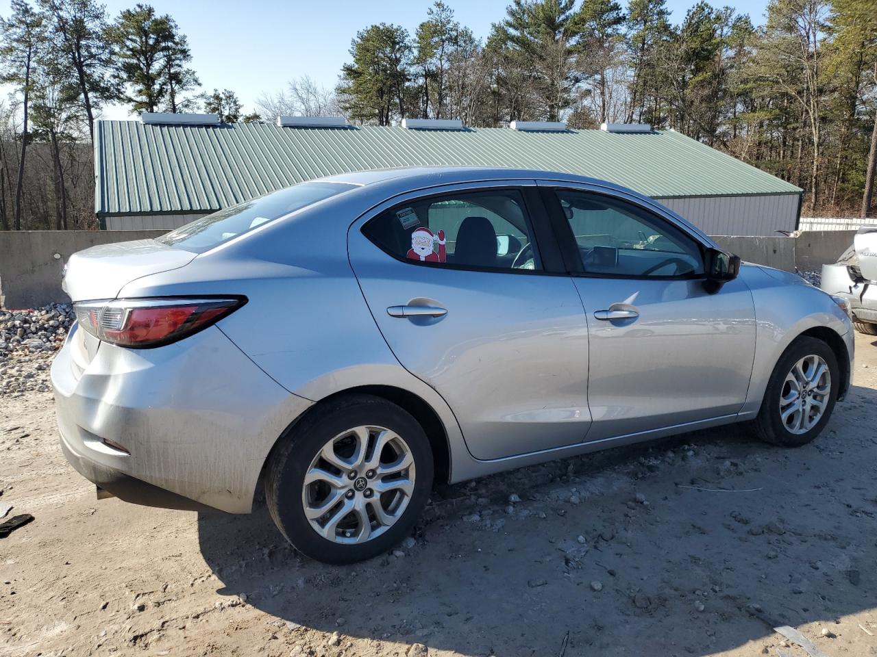 2017 Toyota Yaris VIN 3MYDLBYV7HY184621 Copart auction photo, rear end / front end damage thumbnail 3