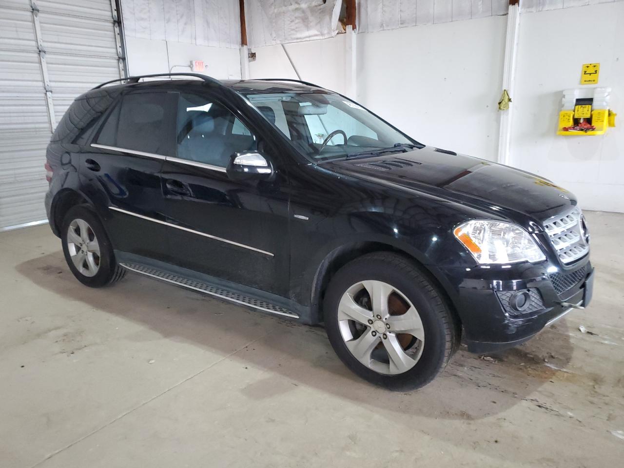 2010 Mercedes-Benz M-klasse VIN 4JGBB2FB6AA619619 Copart auction photo, minor dent/scratches damage thumbnail 4