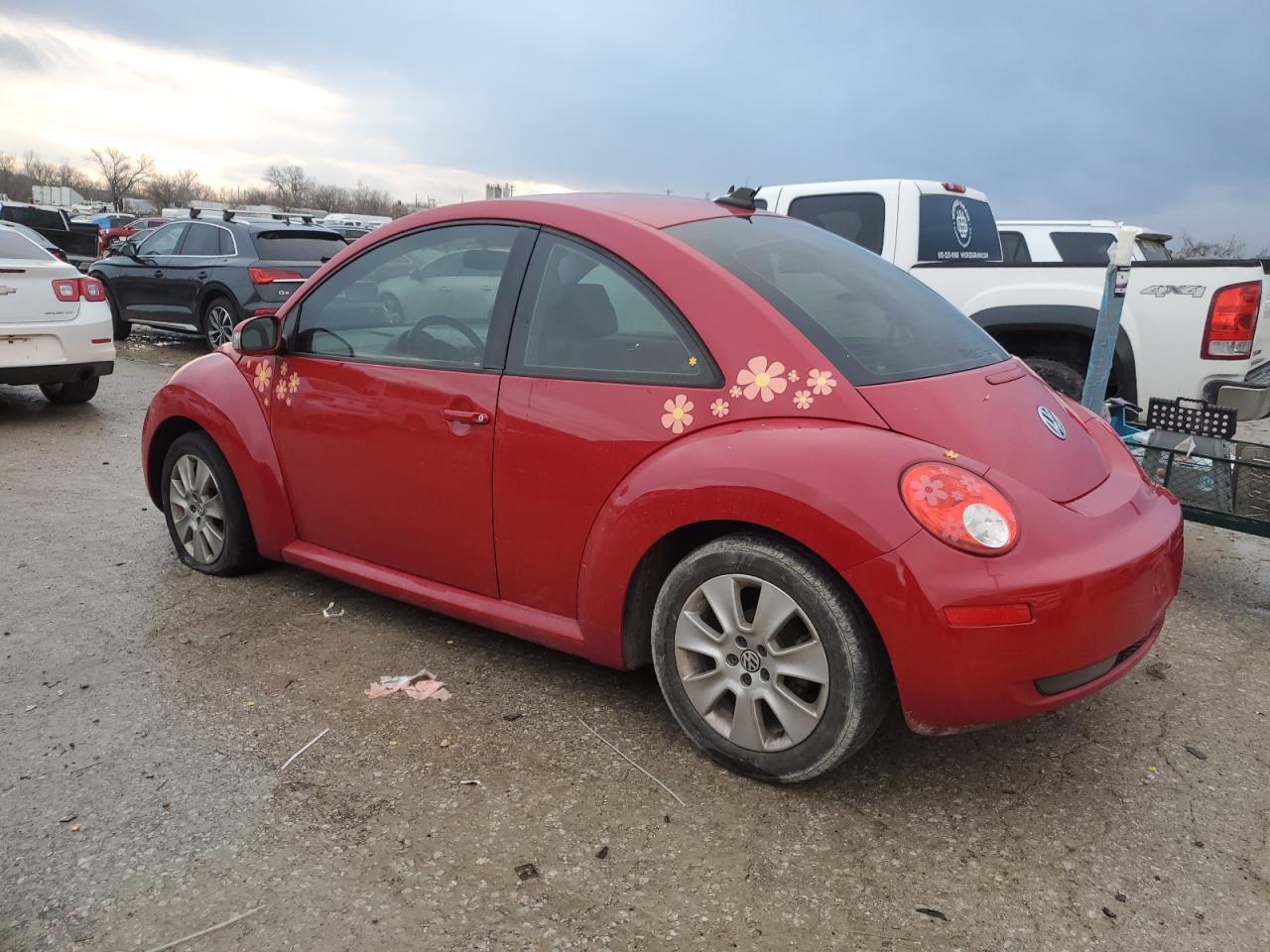 2010 Volkswagen Beetle VIN 3VWPW3AG3AM030602 Copart auction photo, vandalism / mechanical damage thumbnail 2