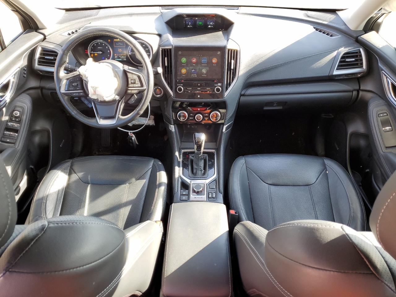 2019 Subaru Forester VIN JF2SKAWC1KH452930 Copart auction photo, front end / minor dent/scratches damage thumbnail 8