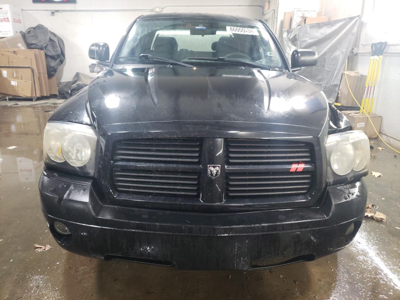 2007 Dodge Dakota VIN 1D7HW48K17S263679 Copart auction photo, front end / side damage thumbnail 5
