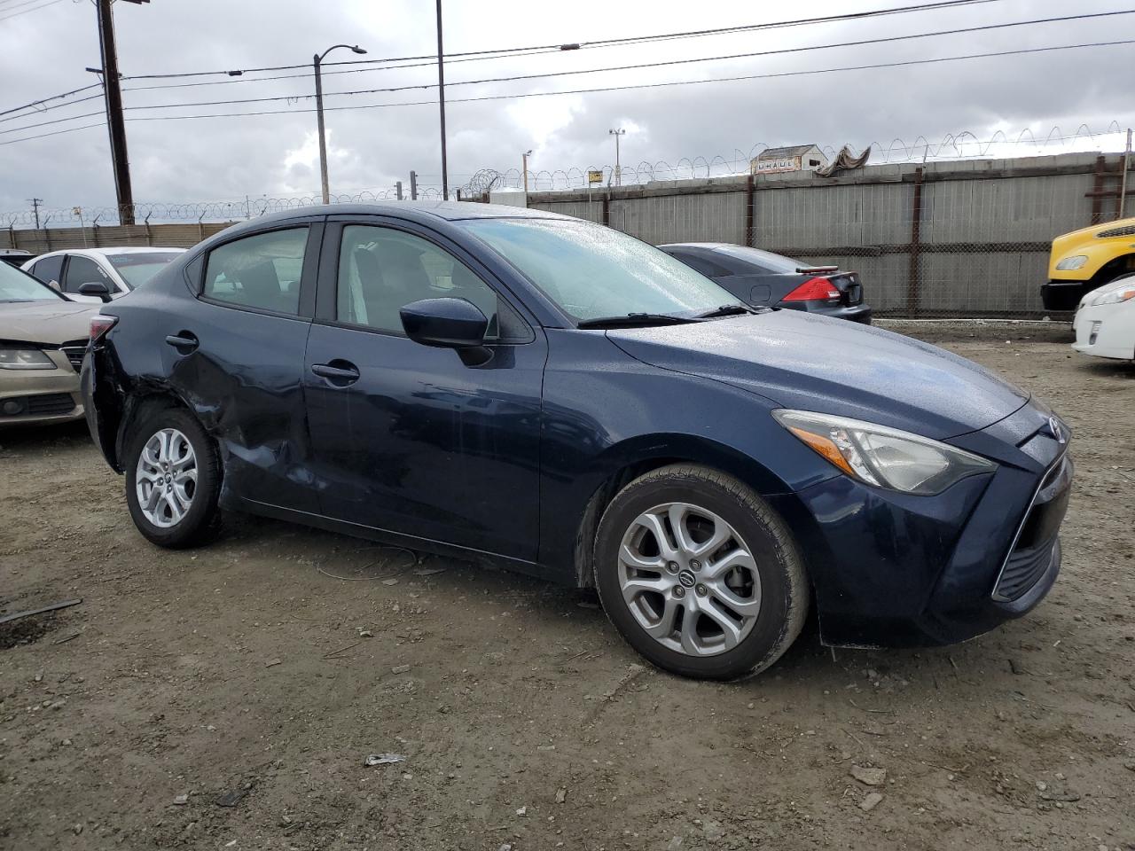 2018 Toyota Yaris VIN 3MYDLBYV8JY319224 Copart auction photo, side / rear end damage thumbnail 4