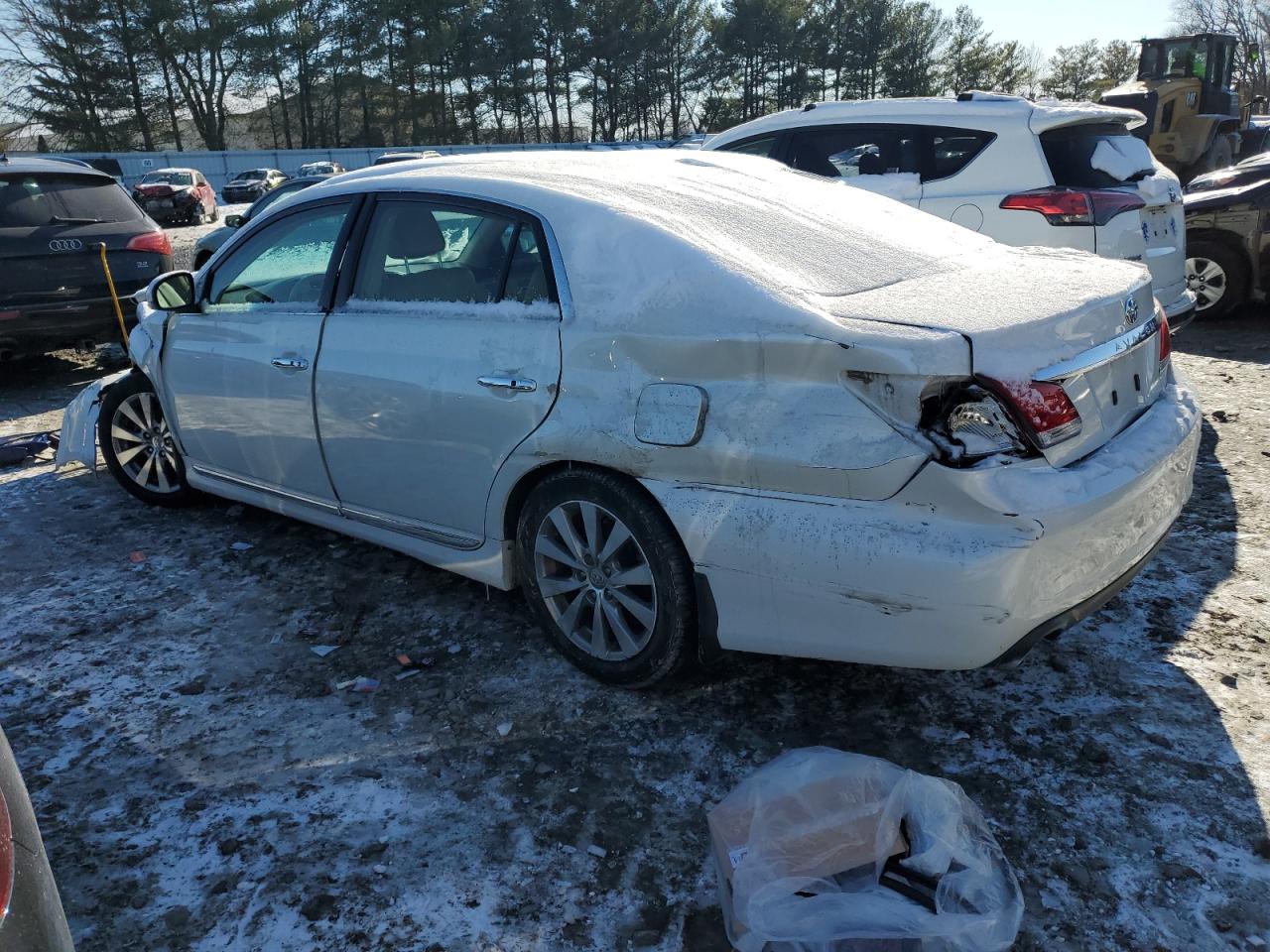 2011 Toyota Avalon VIN 4T1BK3DB0BU396535 Copart auction photo, front end / minor dent/scratches damage thumbnail 2