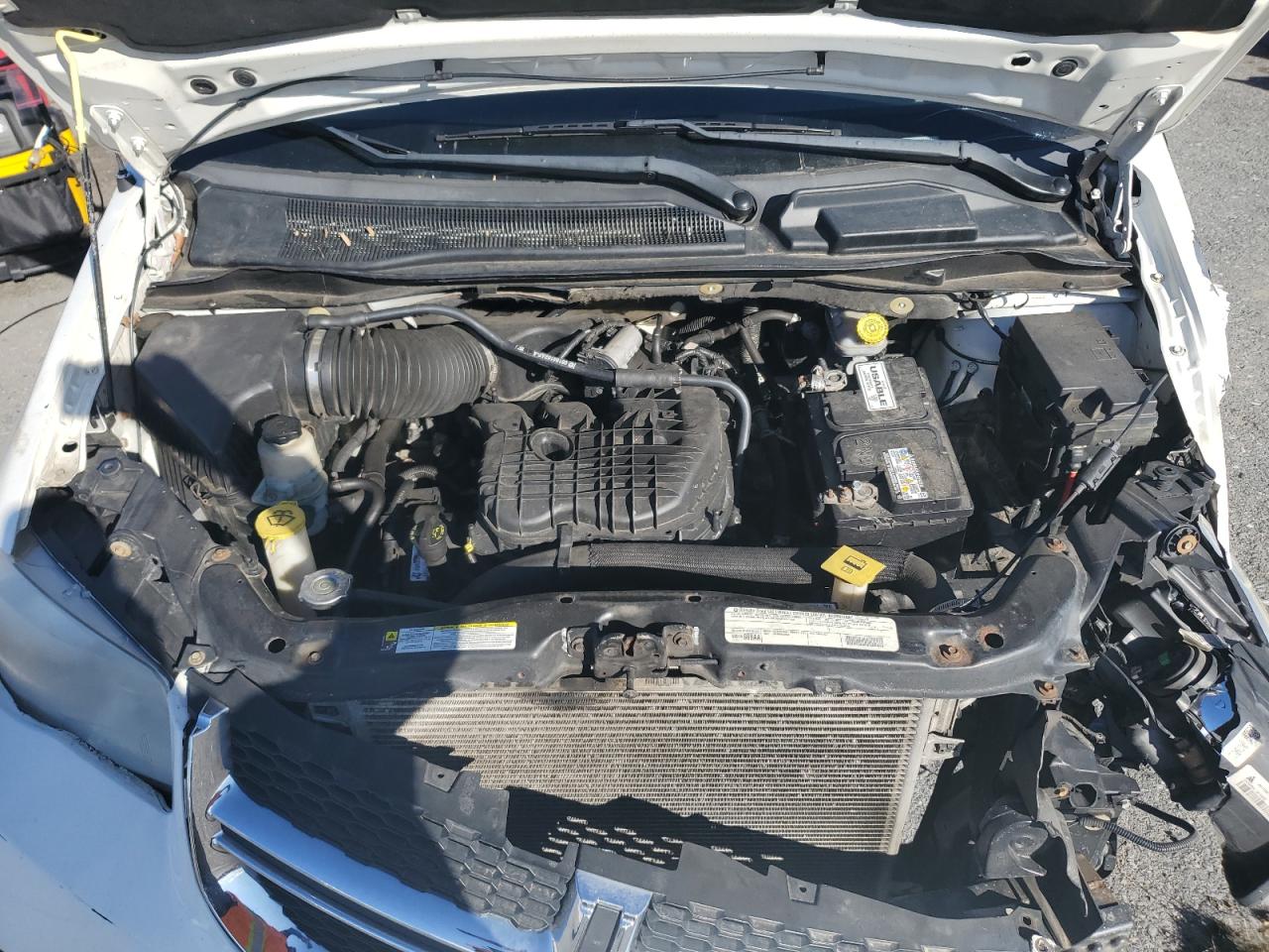 2012 Dodge Caravan VIN 2C4RDGBGXCR156040 Copart auction photo, front end / side damage thumbnail 12