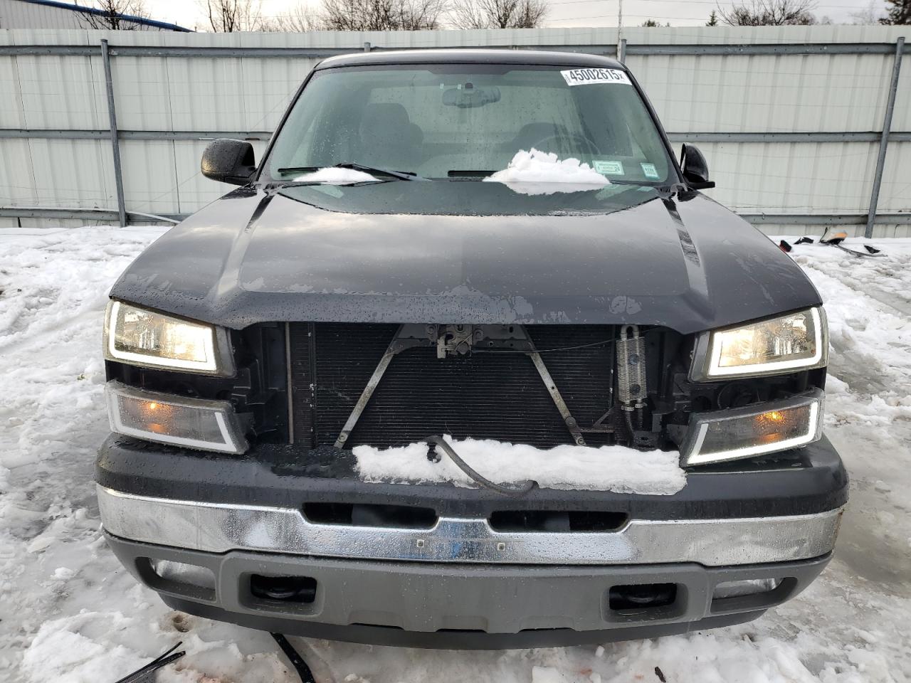 2005 Chevrolet Silverado VIN 1GCEK19Z25Z268123 Copart auction photo, front end damage thumbnail 5
