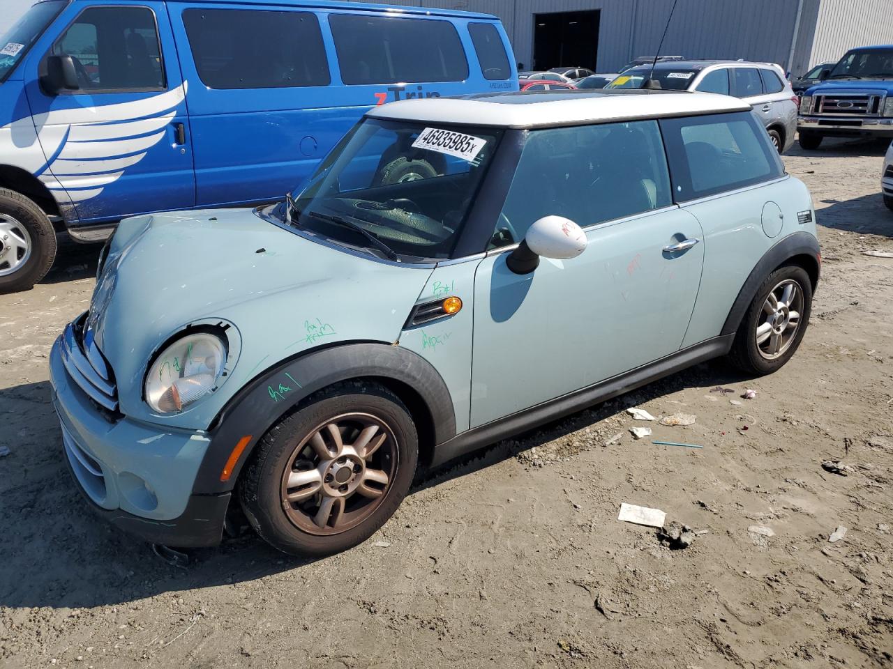 2013 MINI Cooper VIN WMWSU3C5XDT548935