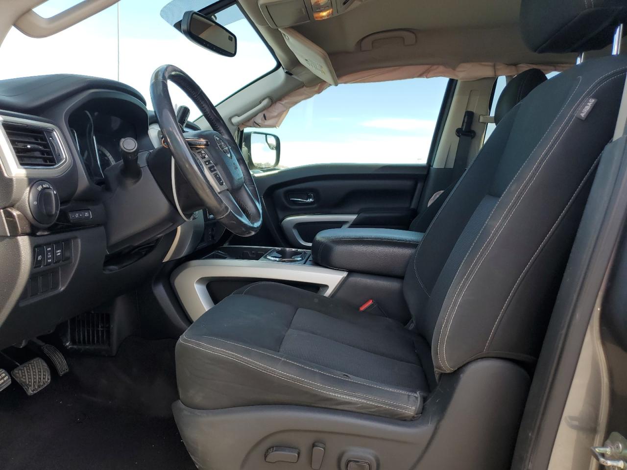 2017 Nissan Titan VIN 1N6AA1E64HN535896 Copart auction photo, side / rear end damage thumbnail 7
