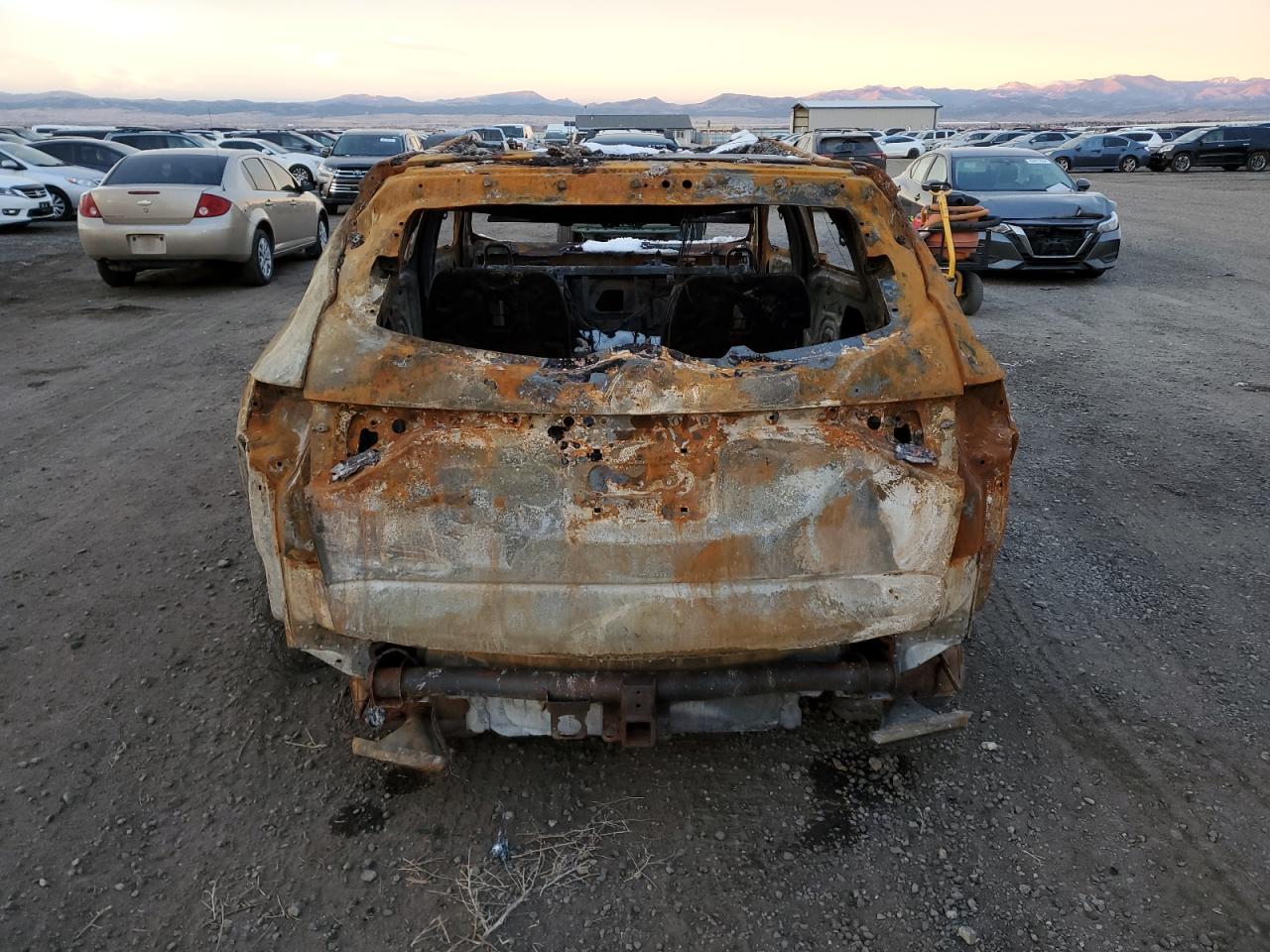 2021 Buick Enclave VIN 5GAEVCKW1MJ121650 Copart auction photo, burn damage thumbnail 6