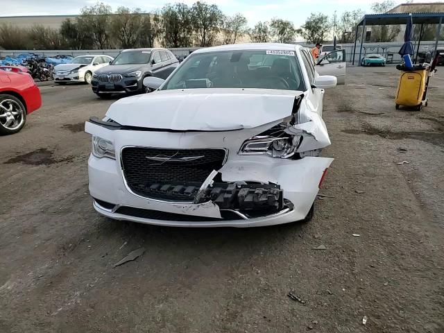 2015 Chrysler 300 VIN 2C3CCAAG6FH931293 Copart auction photo, front end damage thumbnail 10