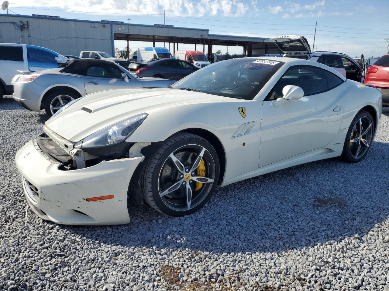 2014 Ferrari California VIN ZFF65TJA1E0196883 - Copart auction photo