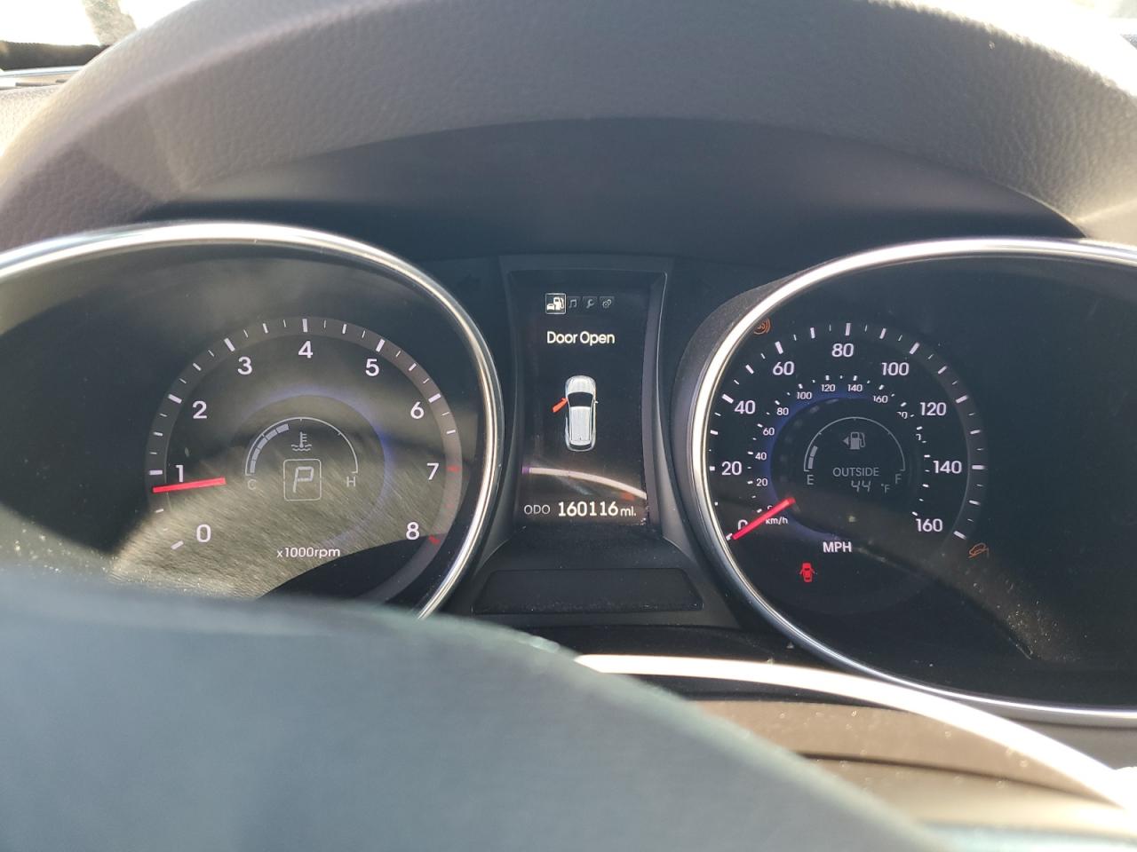 2013 Hyundai Santa Fe VIN 5XYZU3LAXDG107381 Copart auction photo, front end / side damage thumbnail 9