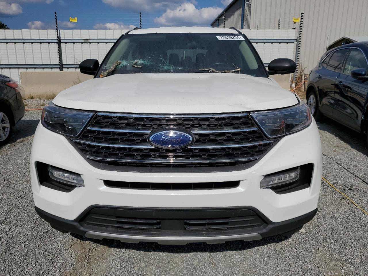 2021 Ford Explorer VIN 1FMSK7DH2MGB76178 Copart auction photo, top/roof damage thumbnail 5