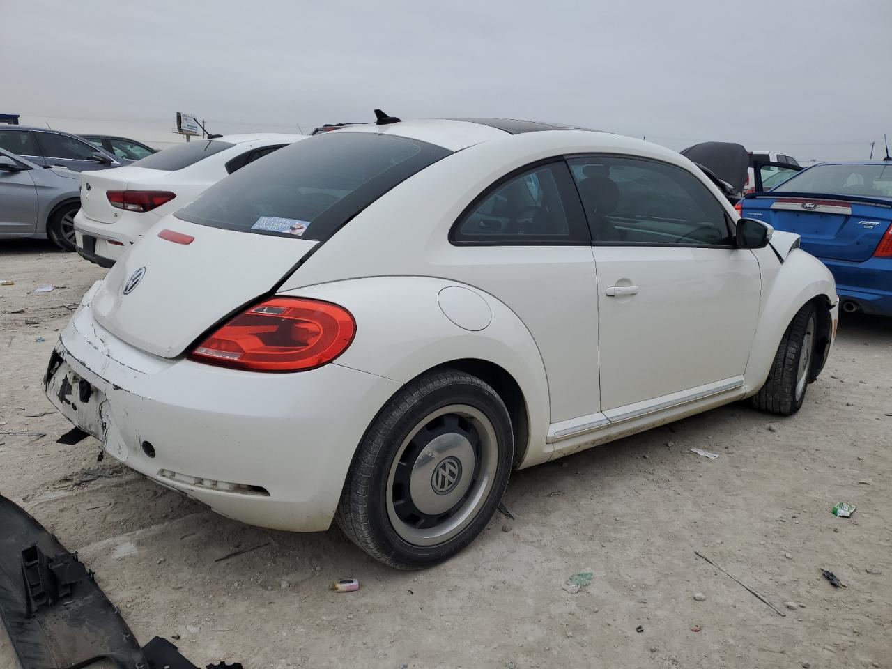 2013 Volkswagen Beetle VIN 3VWJX7ATXDM610778 Copart auction photo, front end / rear end damage thumbnail 3