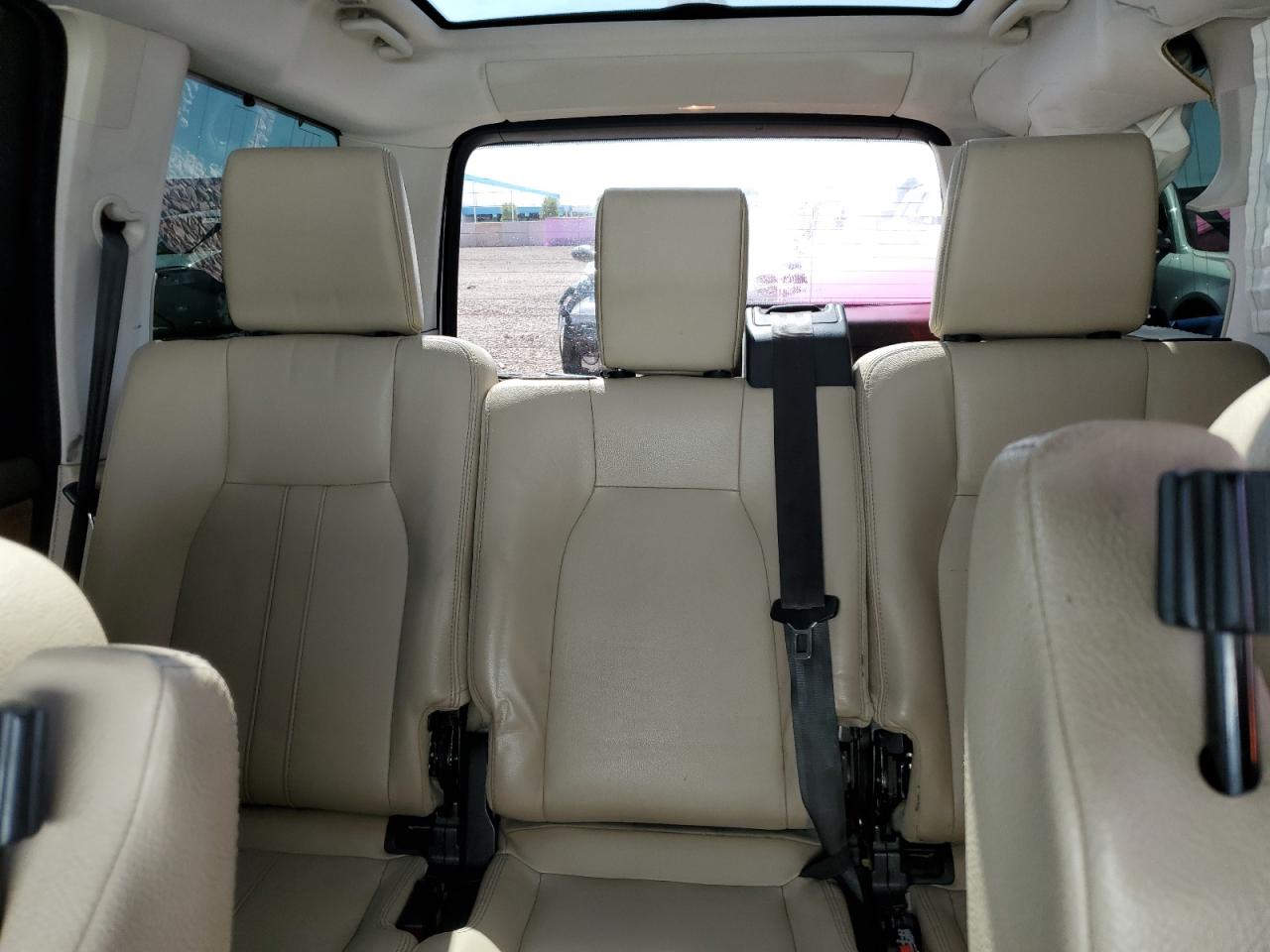 2016 Land Rover LR4 VIN SALAG2V64GA789744 Copart auction photo, side / rear end damage thumbnail 10