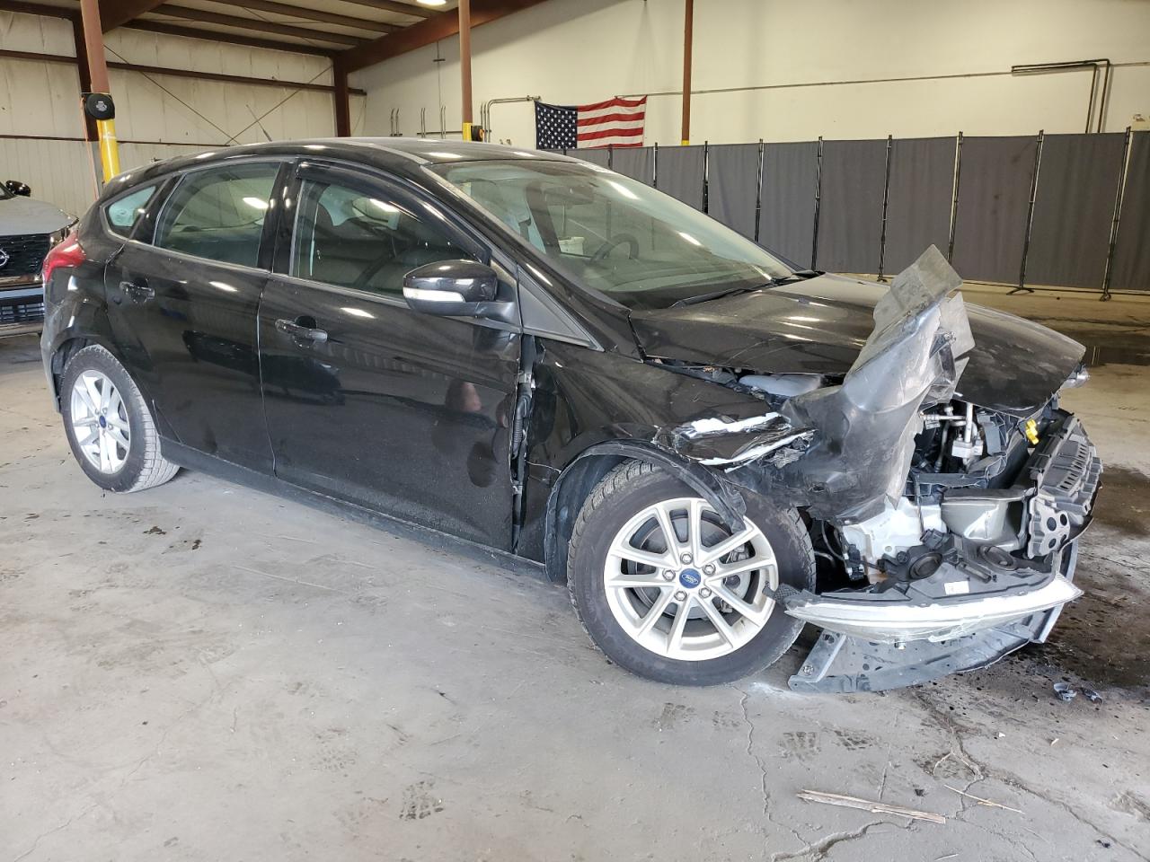 2015 Ford Focus VIN 1FADP3K28FL243677 Copart auction photo, front end / side damage thumbnail 4