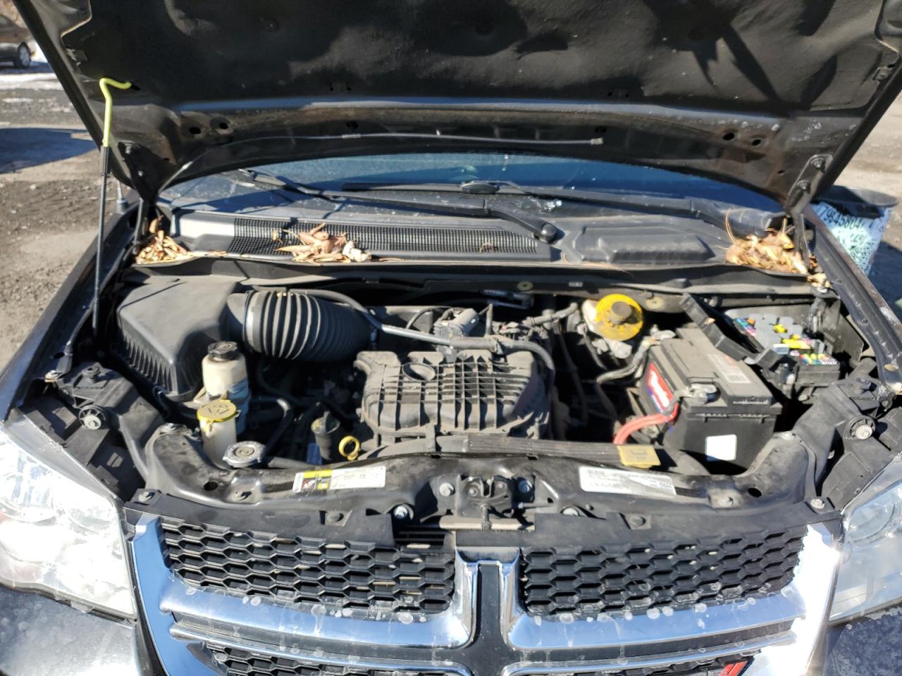 2019 Dodge Caravan VIN 2C4RDGCG3KR755309 Copart auction photo, minor dent/scratches damage thumbnail 14