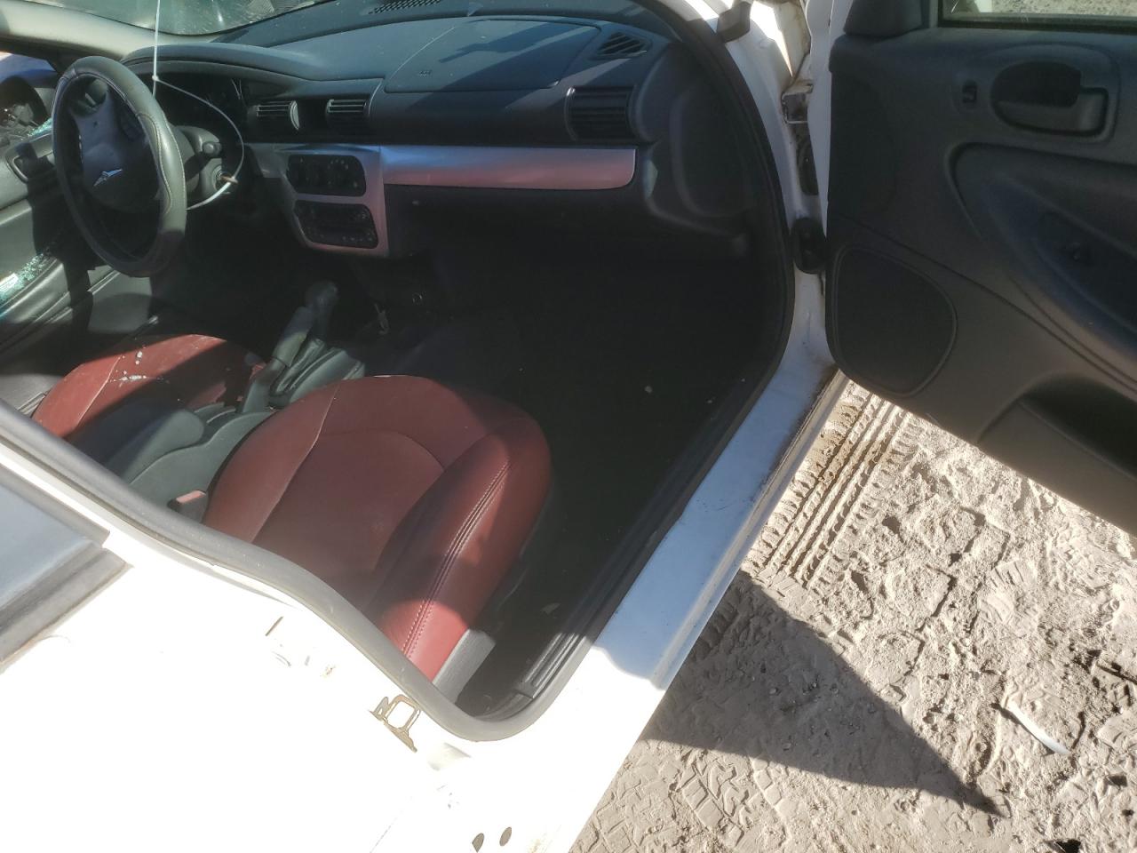 2005 Chrysler Sebring VIN 1C3EL56R05N637579 Copart auction photo, side / minor dent/scratches damage thumbnail 8
