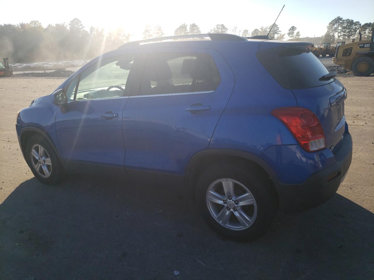 2015 Chevrolet Trax VIN KL7CJLSB7FB186818 Copart auction photo, front end damage thumbnail 2