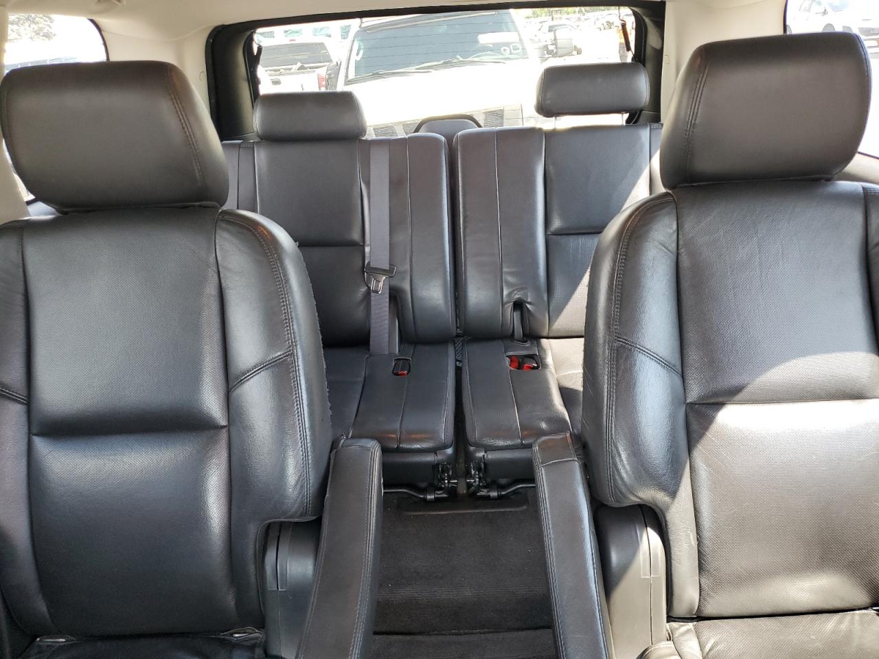2011 Cadillac Escalade VIN 1GYS3AEF0BR198445 Copart auction photo, front end / side damage thumbnail 10