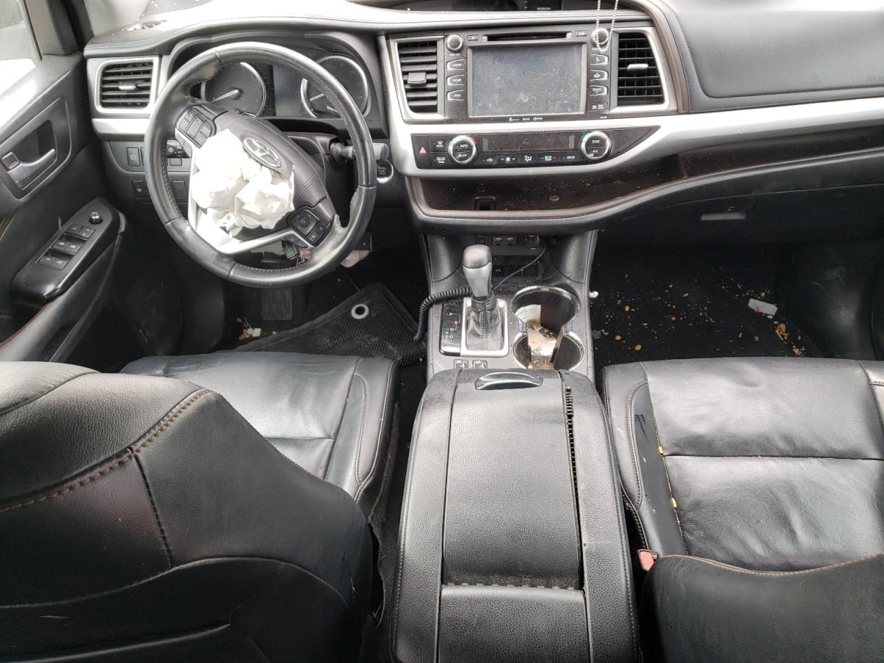 2019 Toyota Highlander VIN 5TDKZRFH8KS555343 Copart auction photo, front end damage thumbnail 8