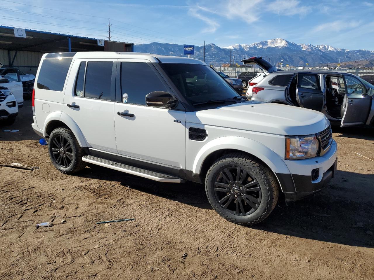 2015 Land Rover LR4 VIN SALAG2V60FA757386 Copart auction photo, side / rear end damage thumbnail 4