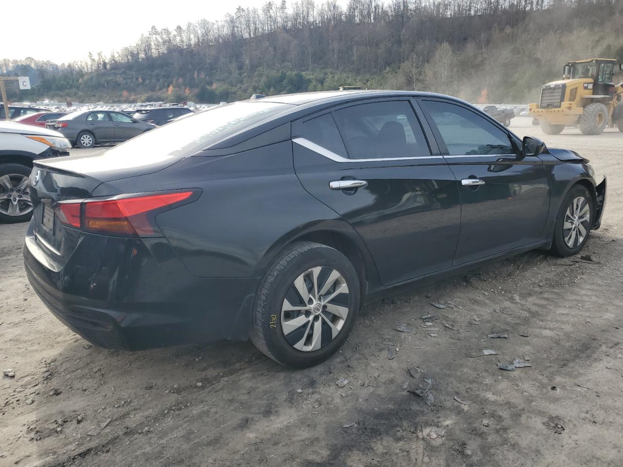 2019 Nissan Altima VIN 1N4BL4BV3KC242269 Copart auction photo, front end / side damage thumbnail 3