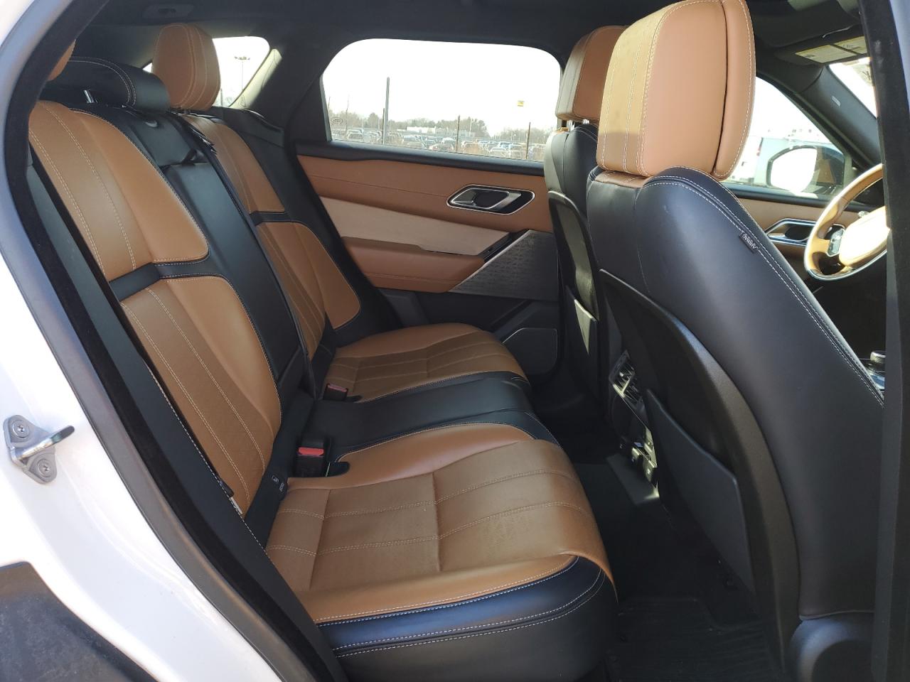 2019 Land Rover Range Rover VIN SALYL2EX5KA783107 Copart auction photo, rear end / minor dent/scratches damage thumbnail 12