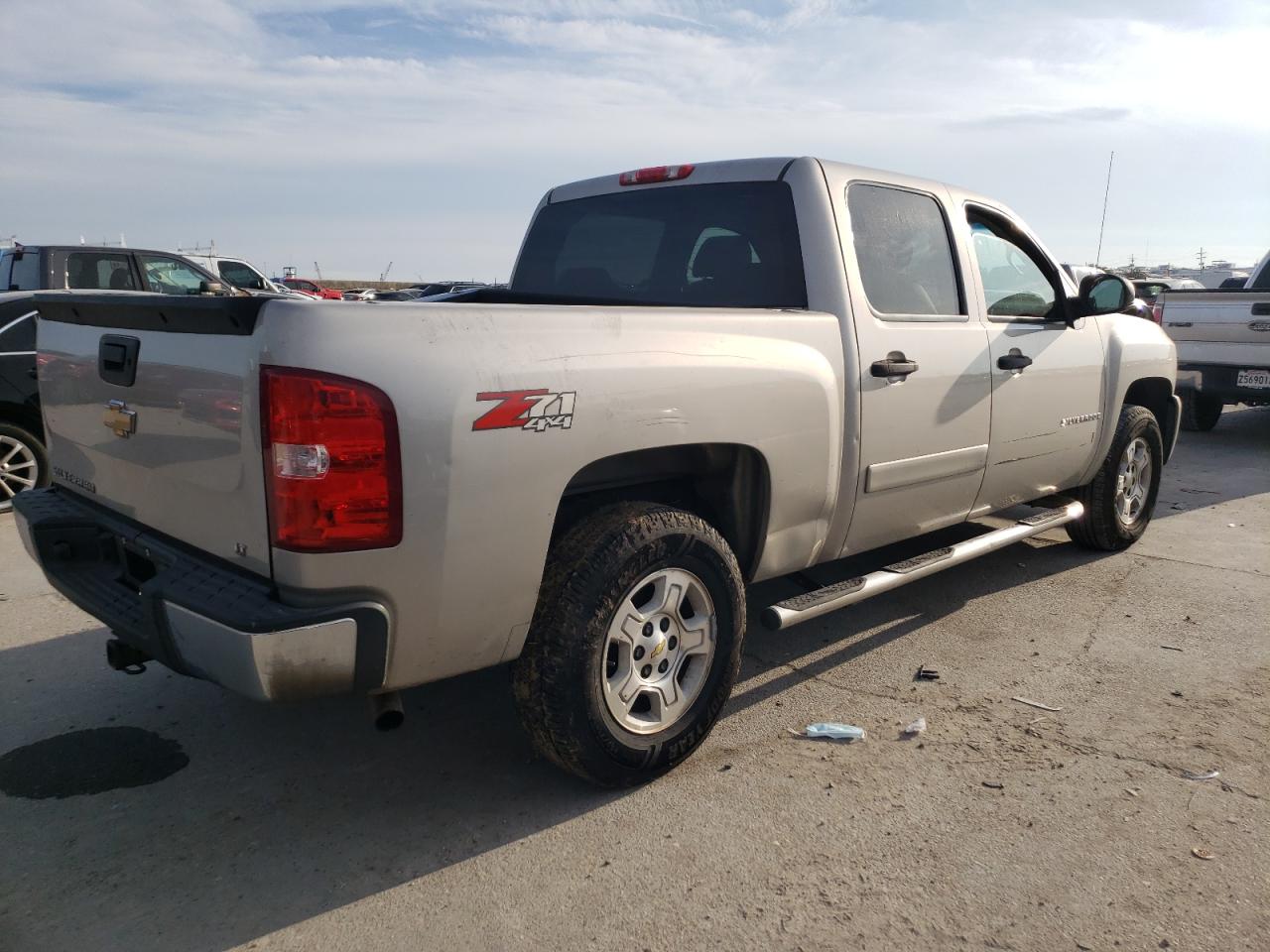 2007 Chevrolet Silverado VIN 3GCEK13M37G550903 Copart auction photo, front end / rear end damage thumbnail 3