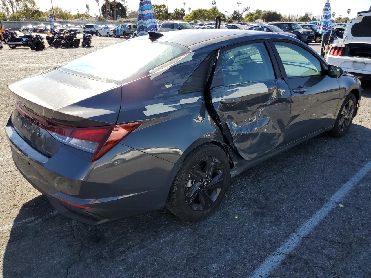 2023 Hyundai Elantra VIN KMHLM4AG1PU586226 Copart auction photo, side / minor dent/scratches damage thumbnail 3