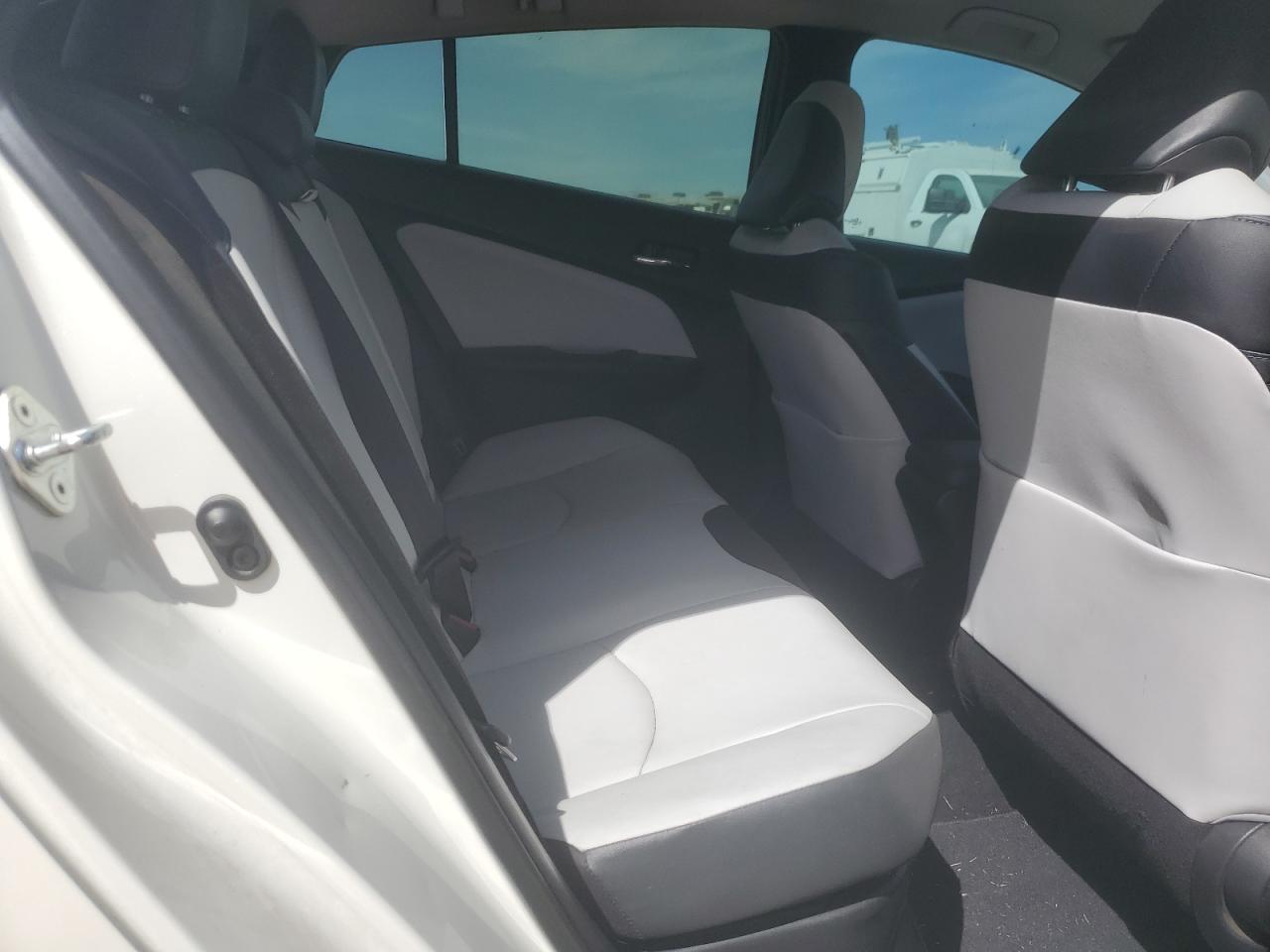 2018 Toyota Prius VIN JTDKARFU4J3058214 Copart auction photo, front end damage thumbnail 10