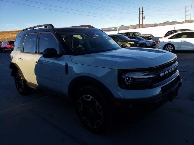 2022 Ford Bronco VIN 3FMCR9C60NRD82976 Copart auction photo, rear end / minor dent/scratches damage thumbnail 11