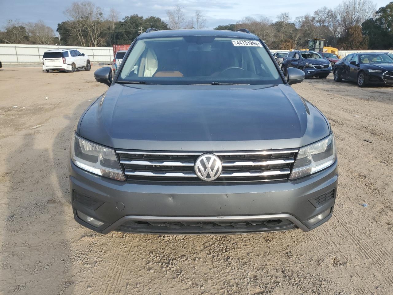 2018 Volkswagen Tiguan VIN 3VV3B7AX8JM039902 Copart auction photo, all over damage thumbnail 5