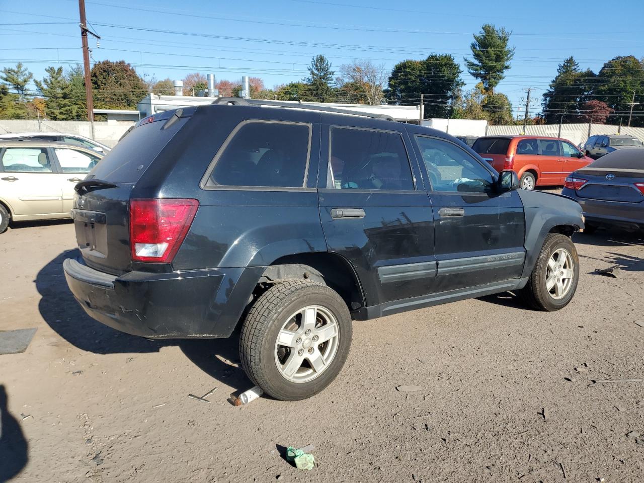 2006 Jeep Grand Cherokee VIN 1J4GR48K76C284956 Copart auction photo, front end / side damage thumbnail 3