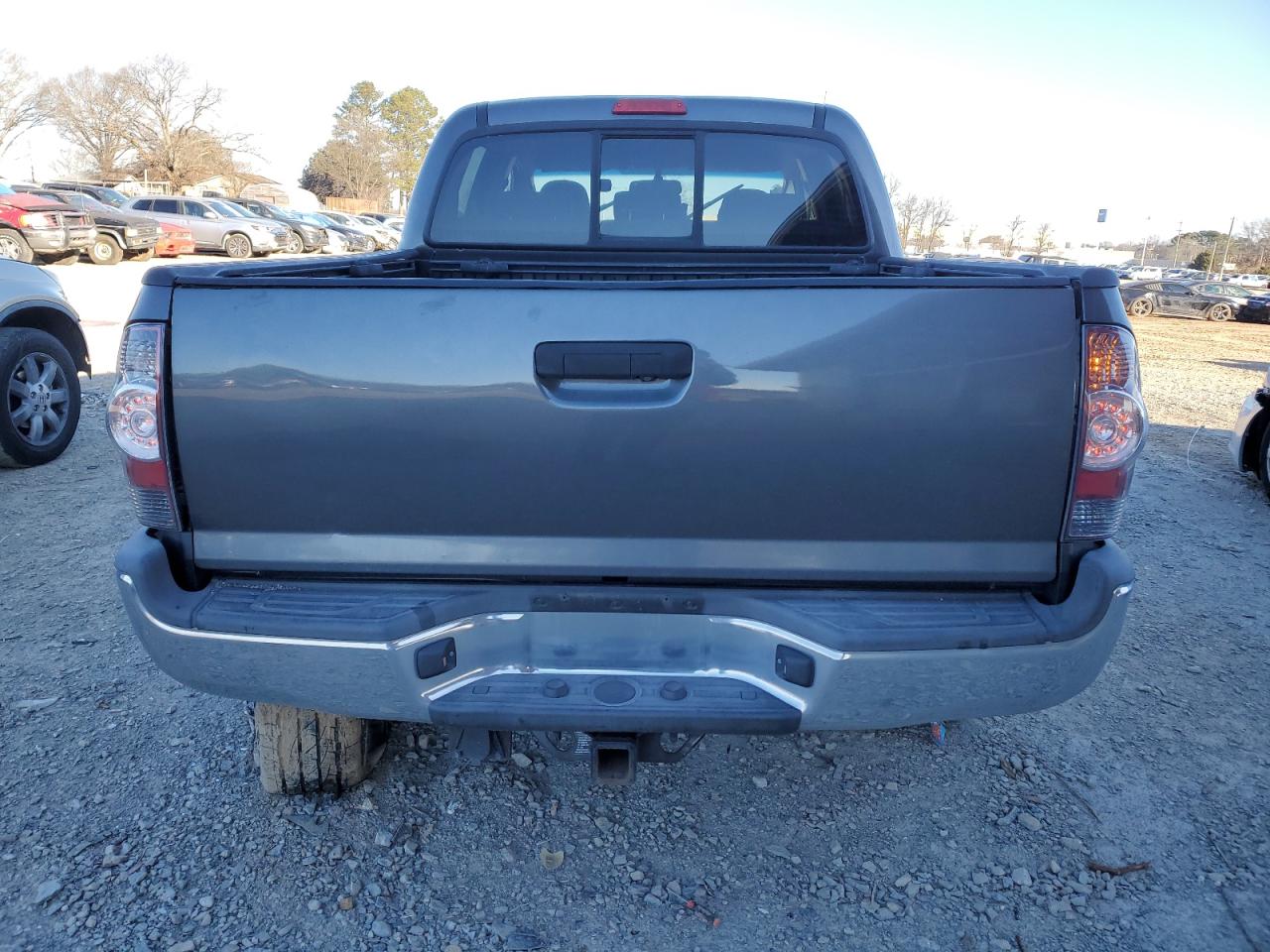 2013 Toyota Tacoma VIN 3TMJU4GN6DM140235 Copart auction photo, rear end damage thumbnail 6