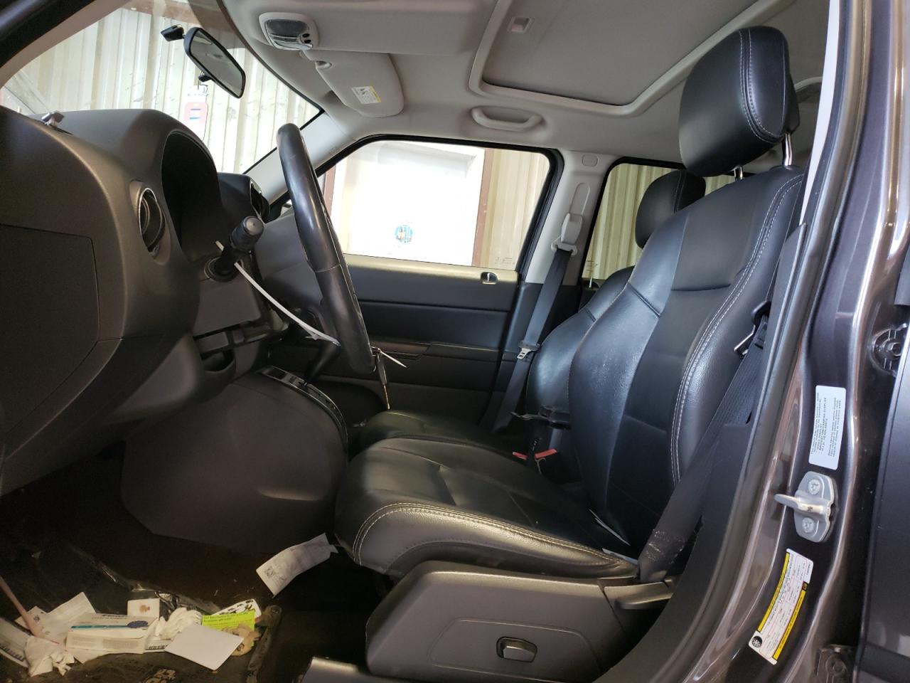 2015 Jeep Liberty (Patriot) VIN 1C4NJPFA4FD328941 Copart auction photo, front end / minor dent/scratches damage thumbnail 7