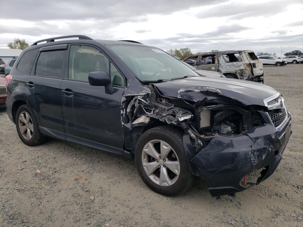 2016 Subaru Forester VIN JF2SJADC3GH547860 Copart auction photo, front end / rear end damage thumbnail 4