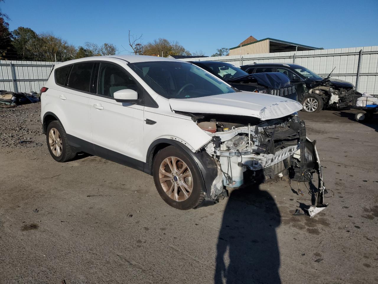 2017 Ford Escape VIN 1FMCU0GDXHUD48186 Copart auction photo, front end damage thumbnail 4