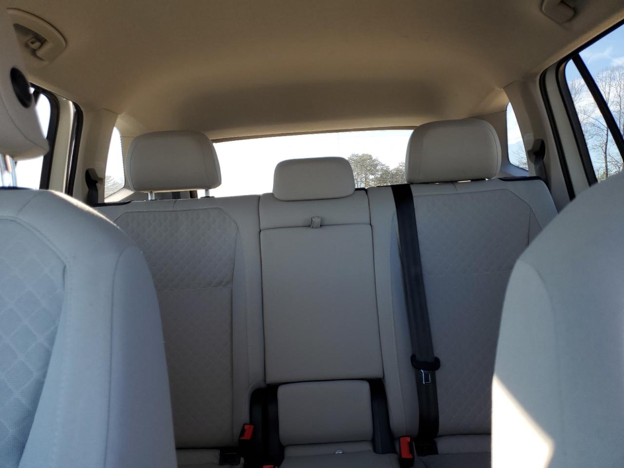 2020 Volkswagen Tiguan VIN 3VV1B7AX5LM036188 Copart auction photo, side / front end damage thumbnail 10