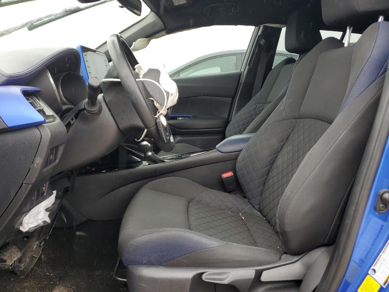 2021 Toyota C-HR VIN NMTKHMBX7MR129017 Copart auction photo, front end / minor dent/scratches damage thumbnail 7