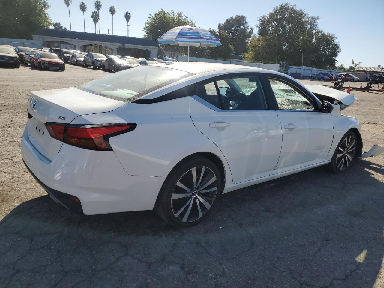 2021 Nissan Altima VIN 1N4BL4CV8MN369136 Copart auction photo, front end / minor dent/scratches damage thumbnail 3