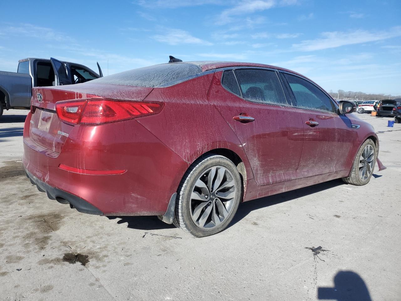 2015 KIA Optima VIN 5XXGR4A68FG513535 Copart auction photo, front end damage thumbnail 3