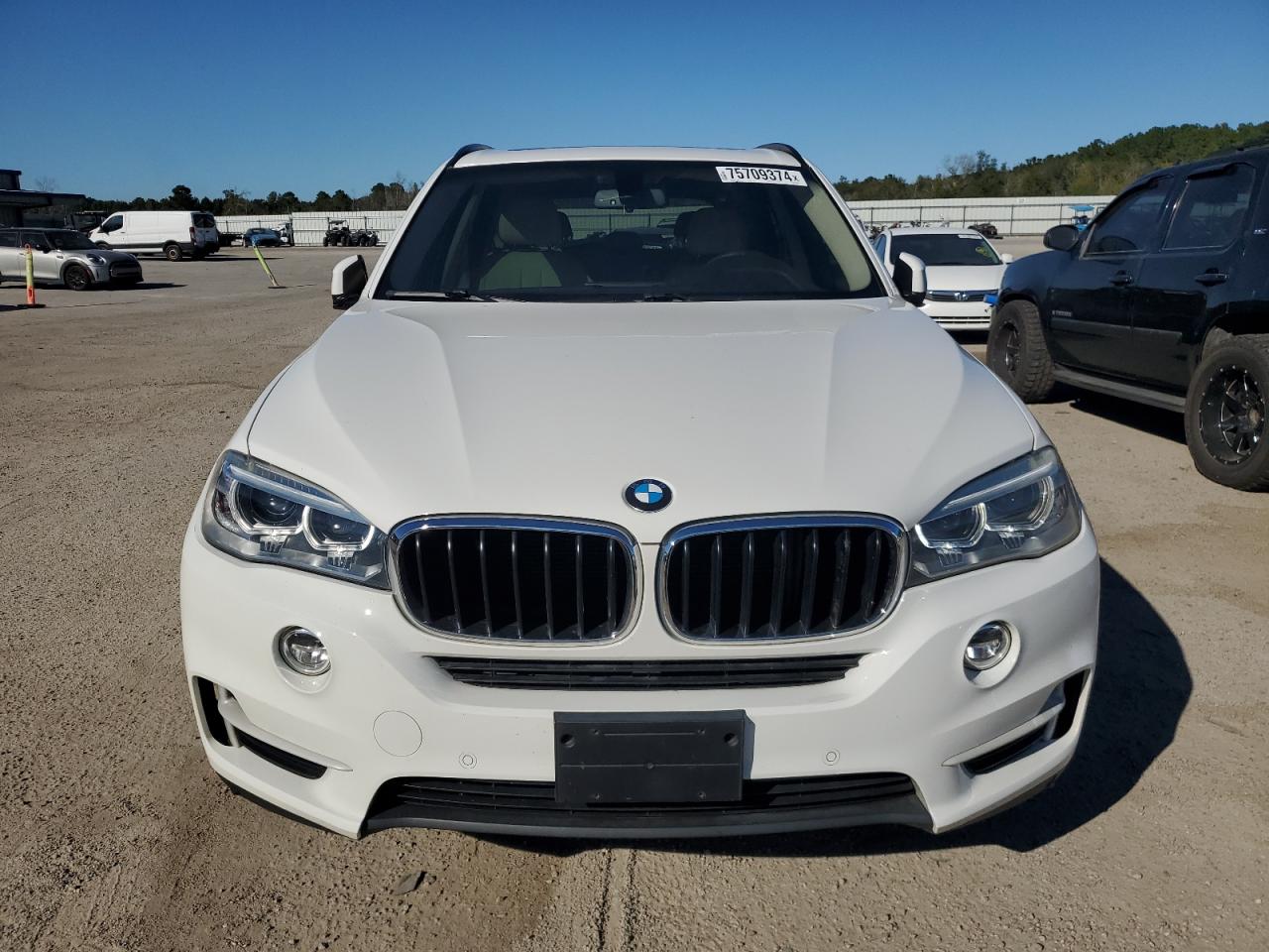 2015 BMW X5 VIN 5UXKR0C54F0P09060 Copart auction photo, all over damage thumbnail 5