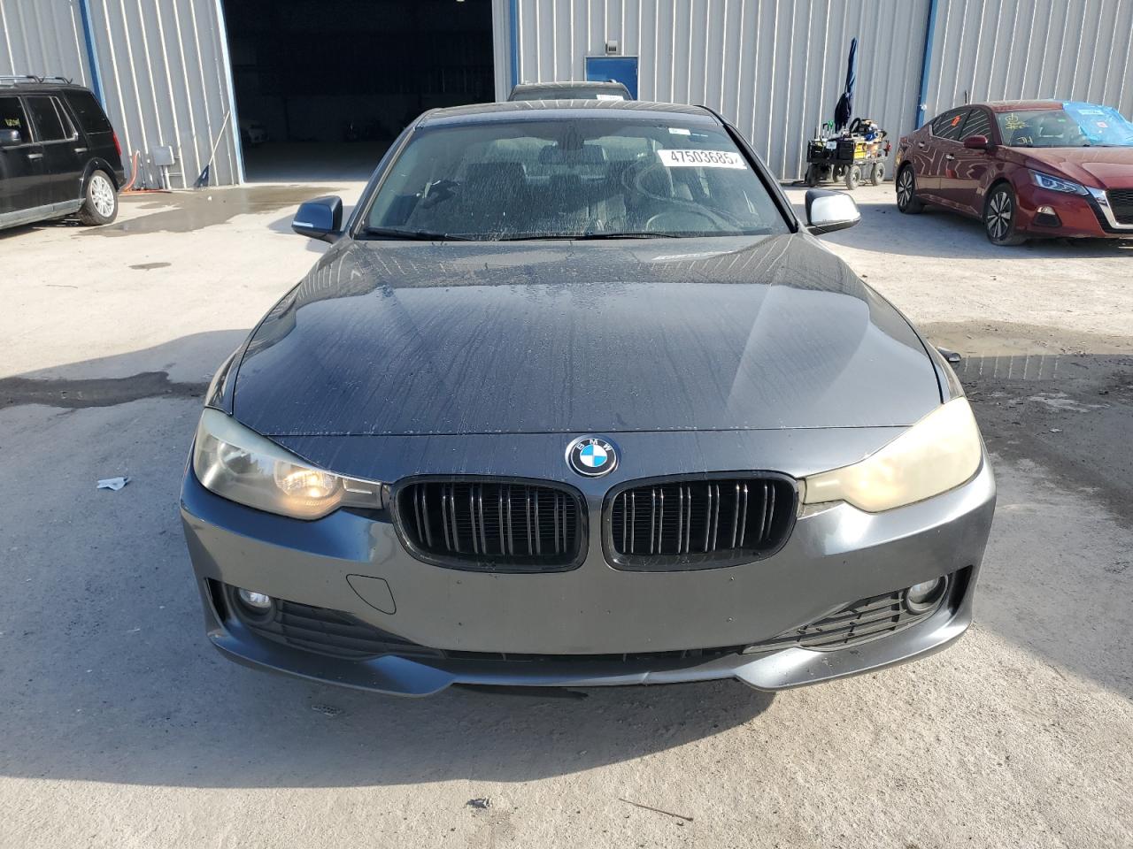 2015 BMW 3er VIN WBA3B1G55FNT64633 Copart auction photo, minor dent/scratches damage thumbnail 5