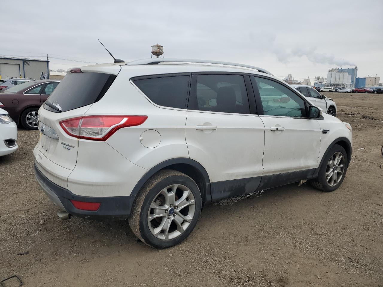 2016 Ford Escape VIN 1FMCU9J97GUA58835 Copart auction photo, front end damage thumbnail 3
