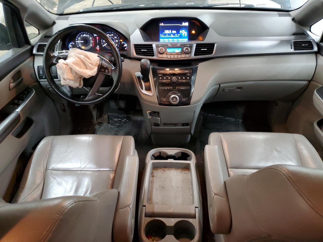 2013 Honda Odyssey VIN 5FNRL5H64DB047558 Copart auction photo, front end / hail damage thumbnail 8