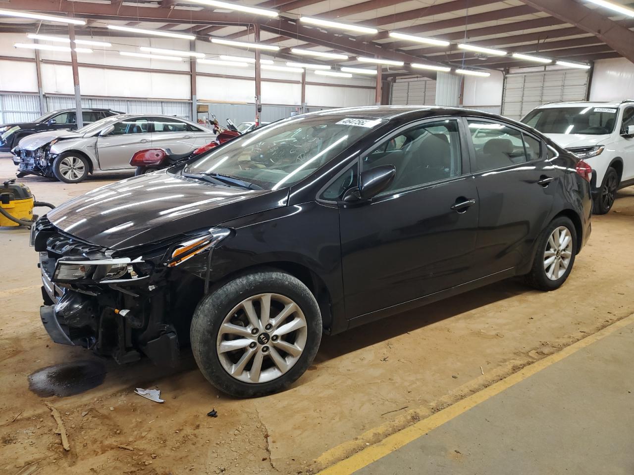 2017 KIA Forte VIN 3KPFL4A7XHE011255