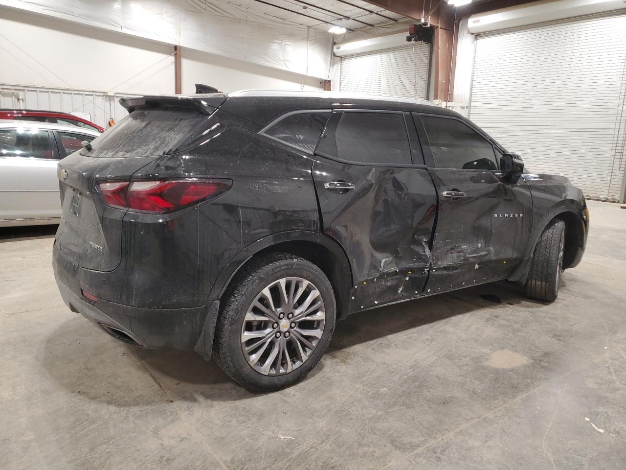 2020 Chevrolet Blazer VIN 3GNKBLRS6LS622082 Copart auction photo, front end / side damage thumbnail 3